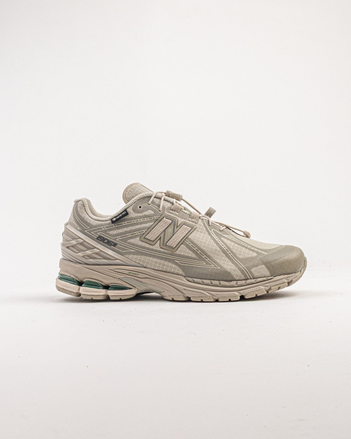 New Balance 1906R Gore-Tex Shipyard Beige