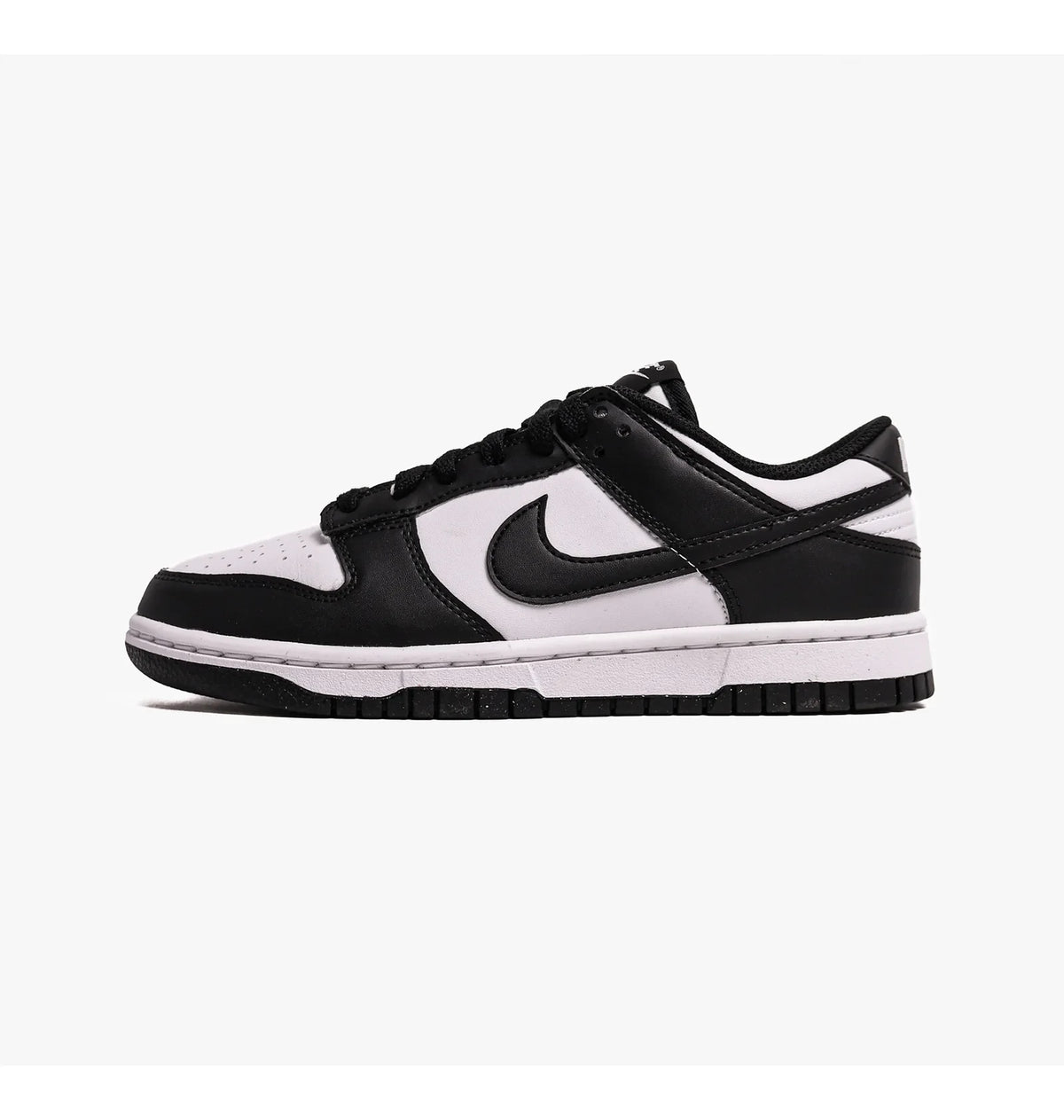 Nike Dunk Low Panda Next Nature Wms