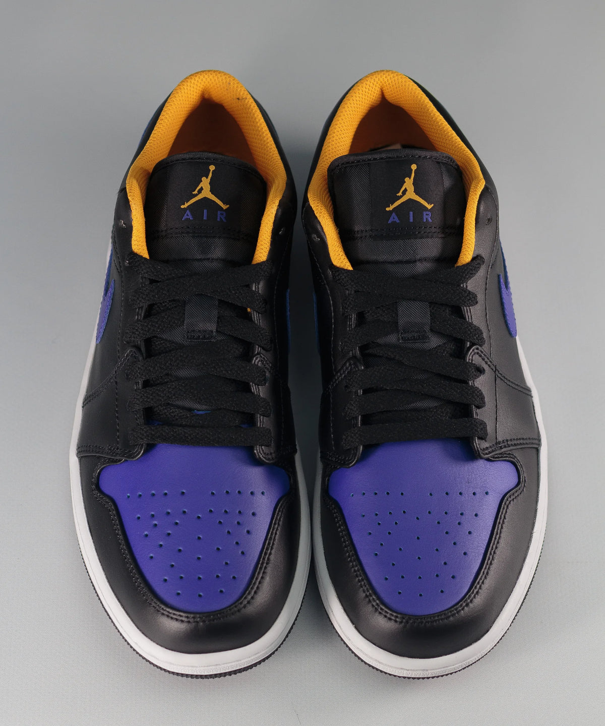 Nike Air Jordan 1 Low Dark Concord