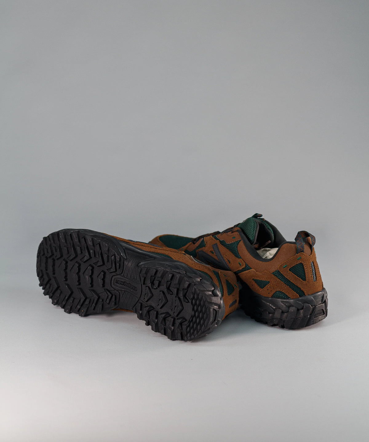 New Balance 610 коричнево-зелений