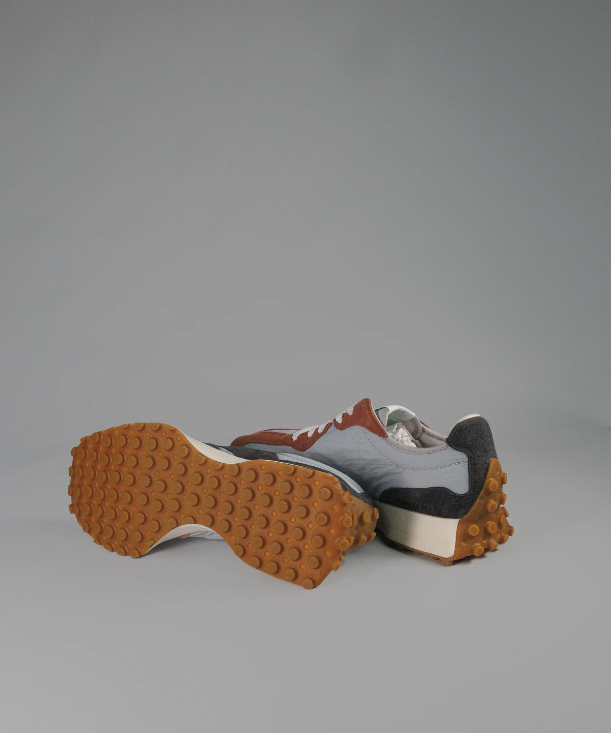 New Balance 327 оранжево-сірий