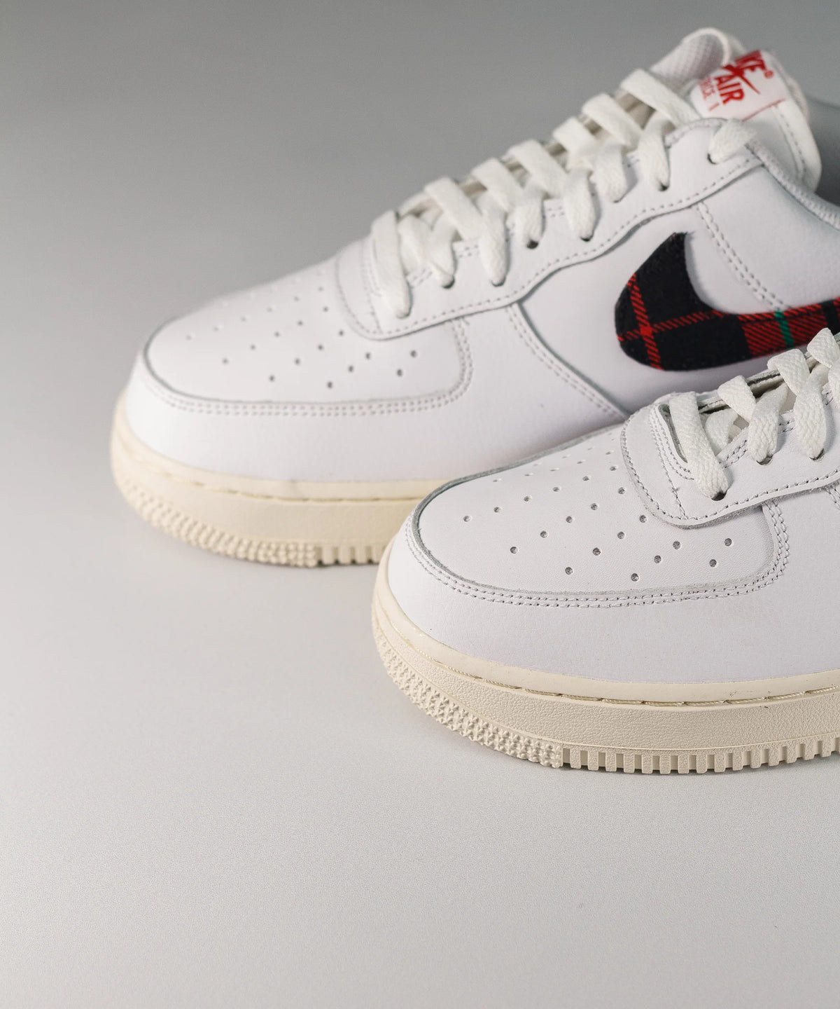 Nike Air Force 1 Low Plaid White Red