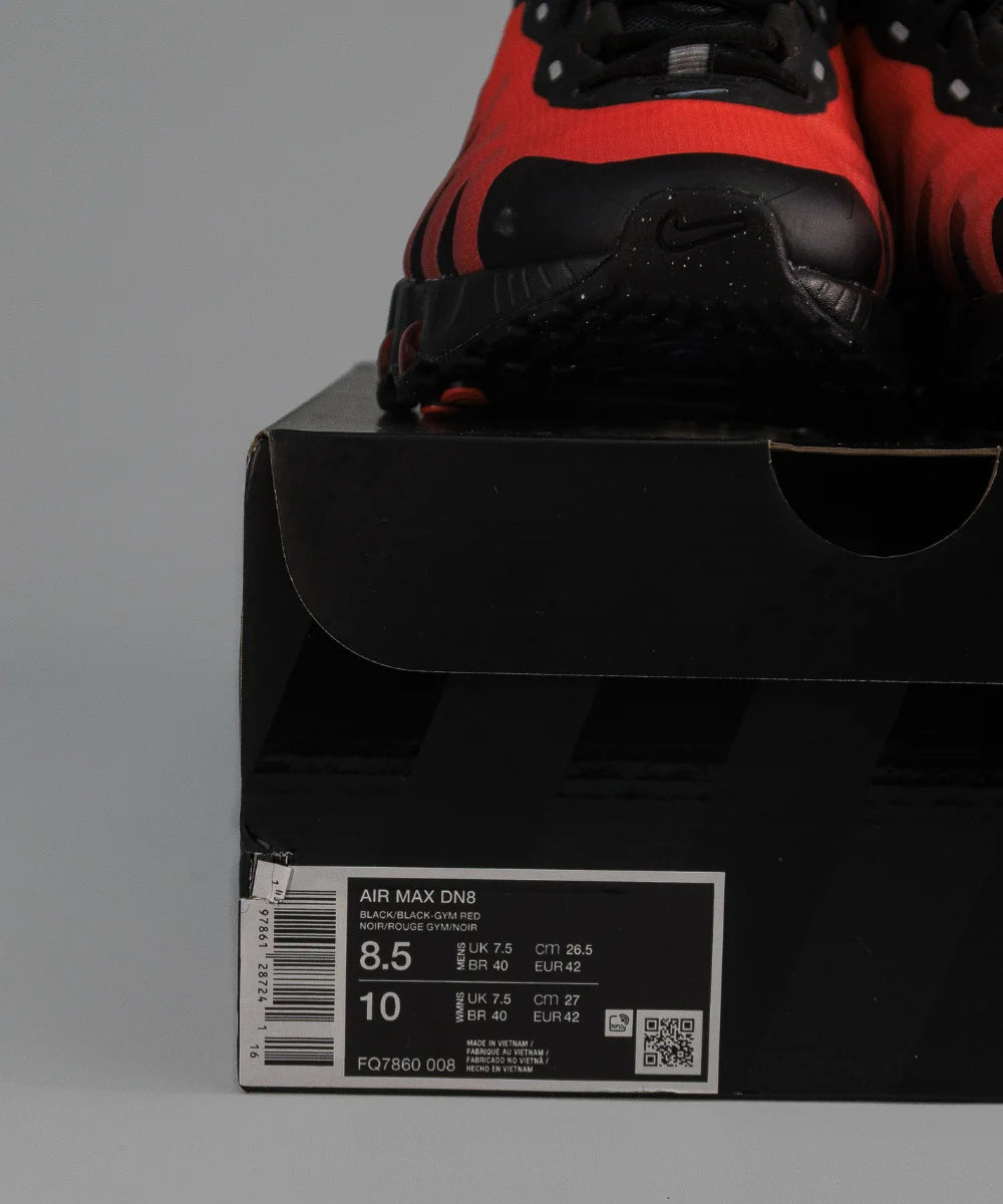 Nike Air Max DN8 Bred Fire
