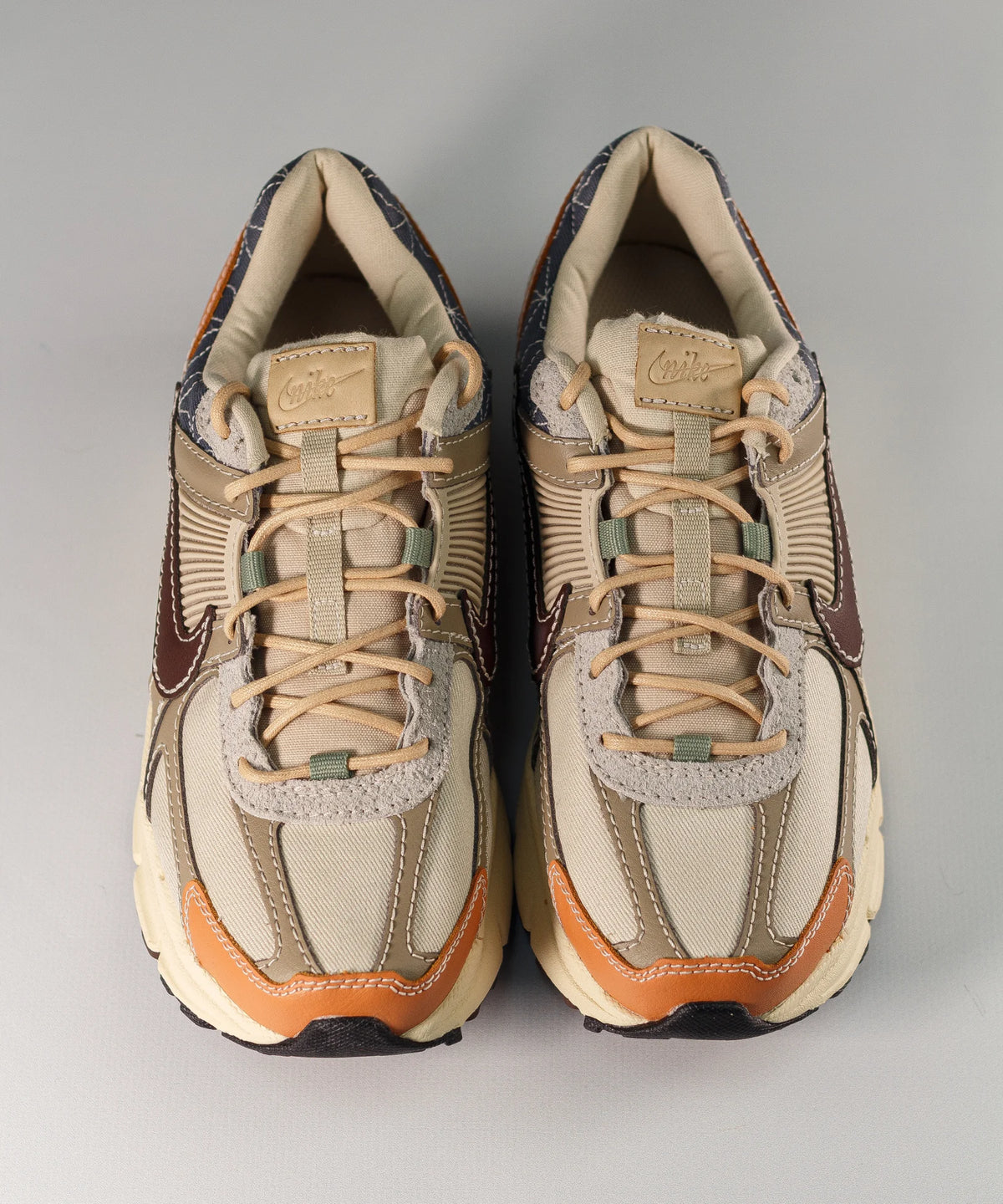 Nike Zoom Vomero 5 Sanddrift Earth Muslin