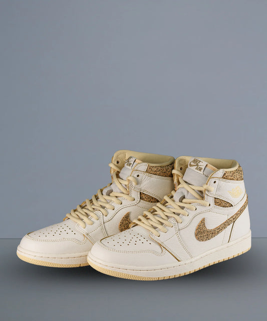 Nike Jordan 1 Retro Hi OG Craft Vanilla