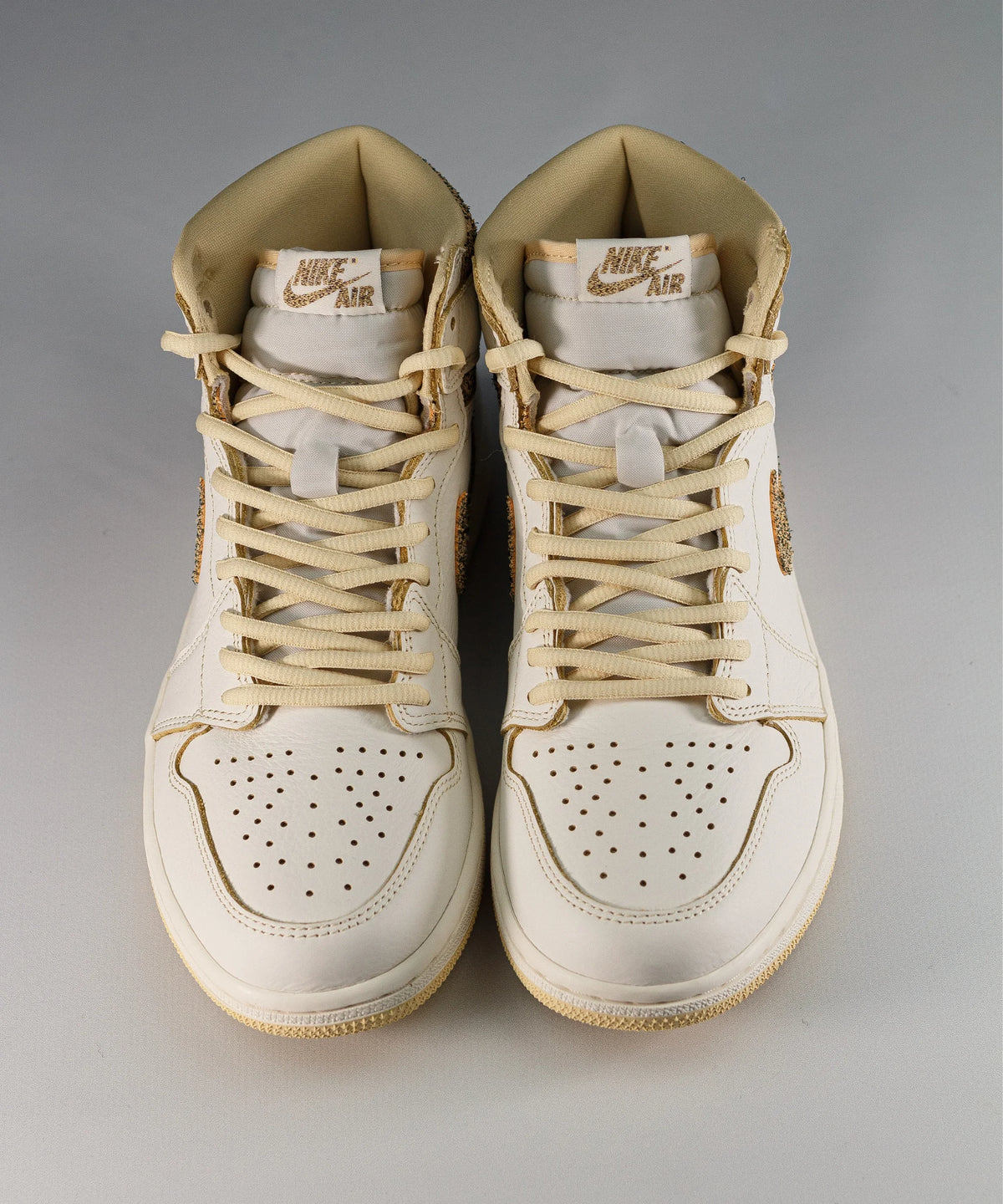 Nike Jordan 1 Retro Hi OG Craft Vanilla