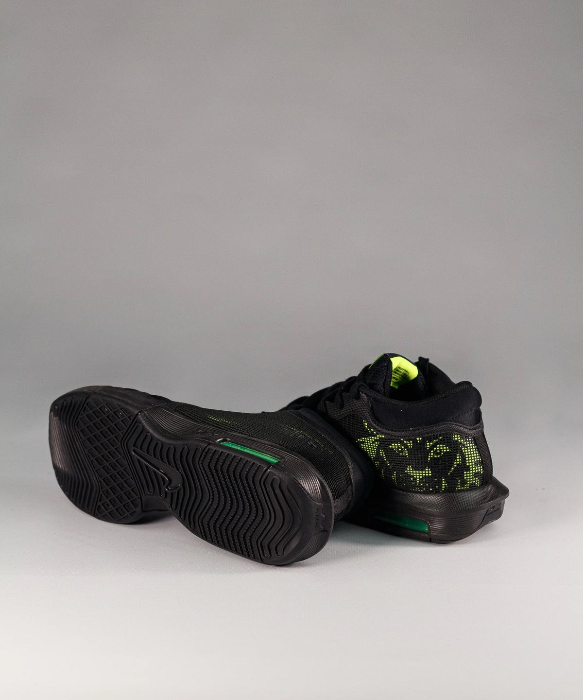Nike Lebron Witness 8 VIII Black & Green