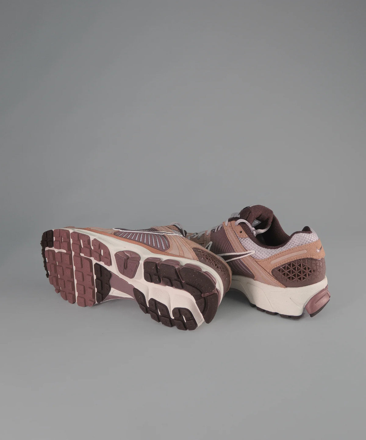 Nike Zoom Vomero 5 Dusted Clay