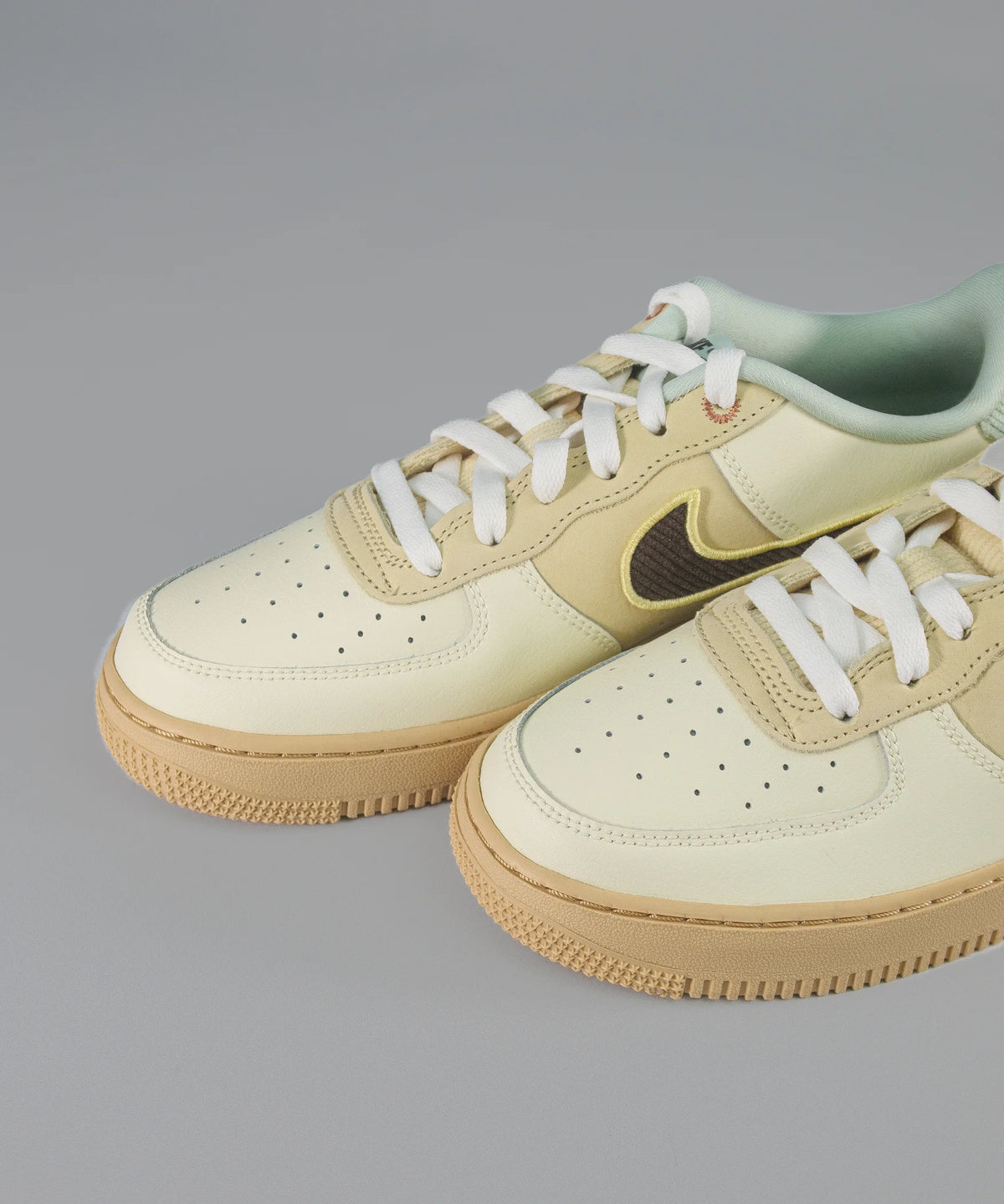 Nike Air Force 1 LV8 Coconut Milk Sesame Wms Gs