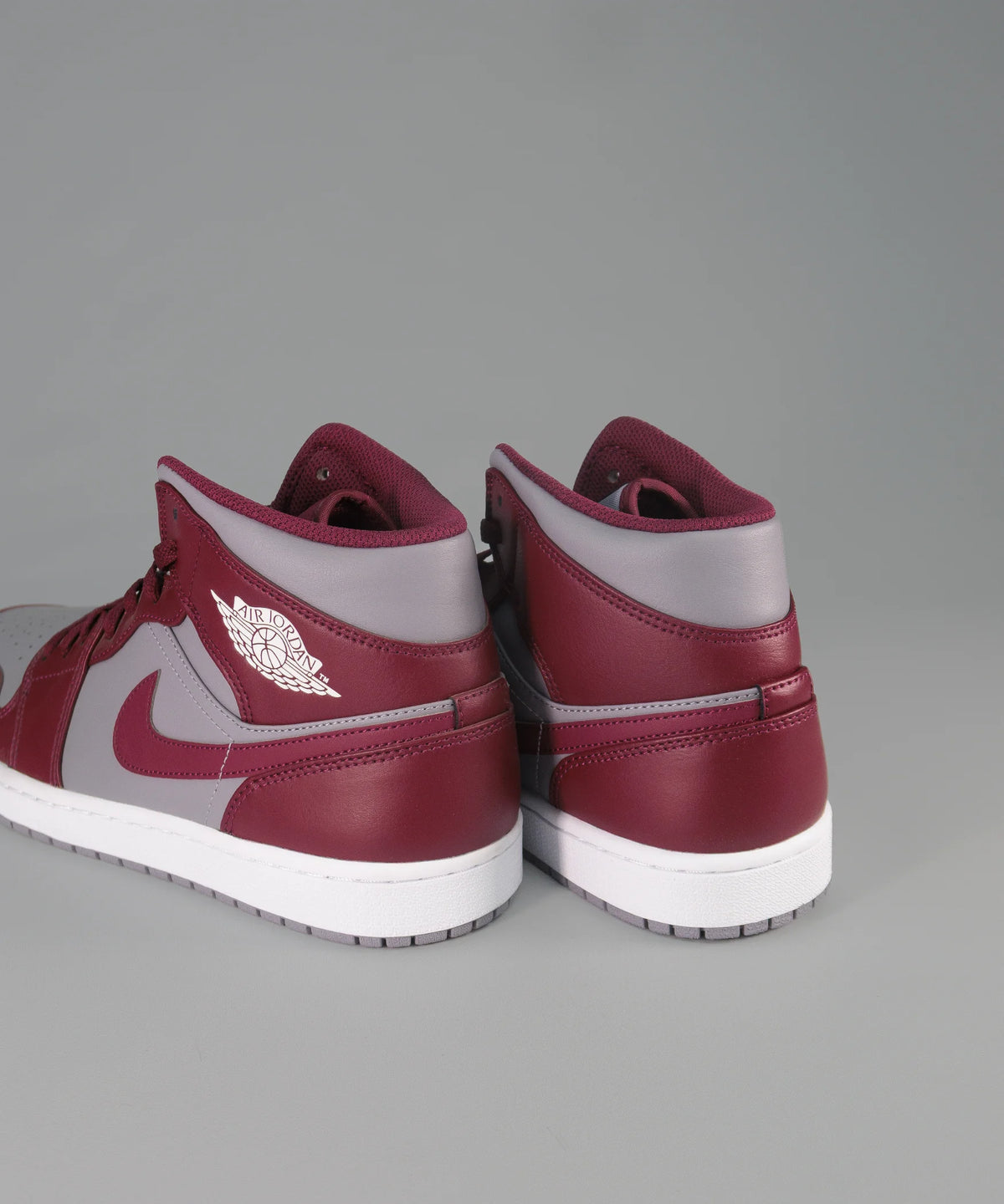 Nike Air Jordan 1 Mid Cherrywood Red