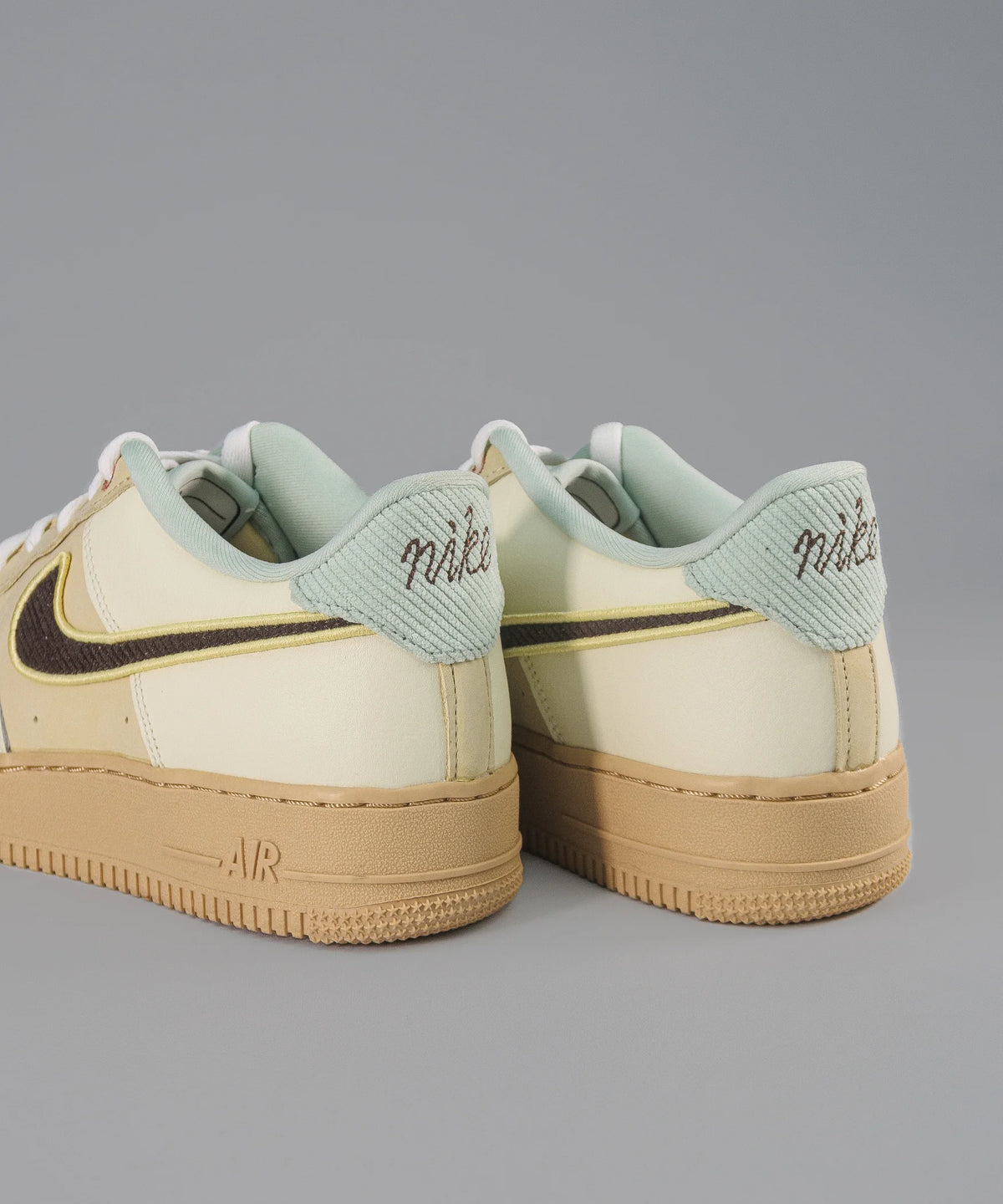 Nike Air Force 1 LV8 Coconut Milk Sesame Wms Gs