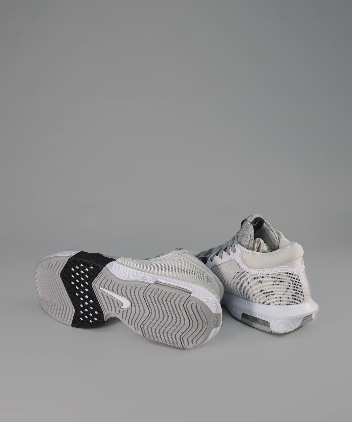 Nike Lebron Witness 8 VIII White Smoke
