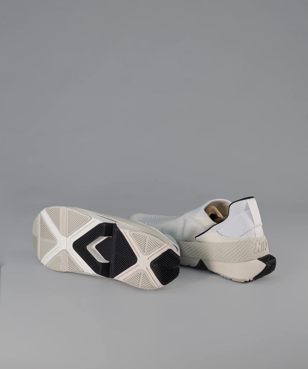 Nike Go FlyEase White