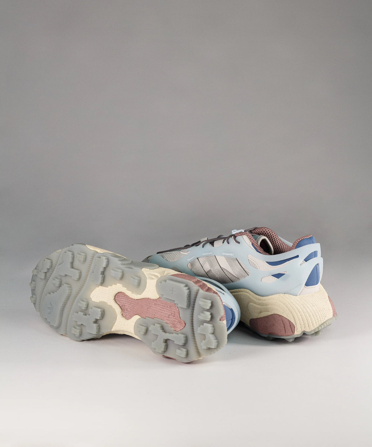 Adidas Roverend Adventure Grey