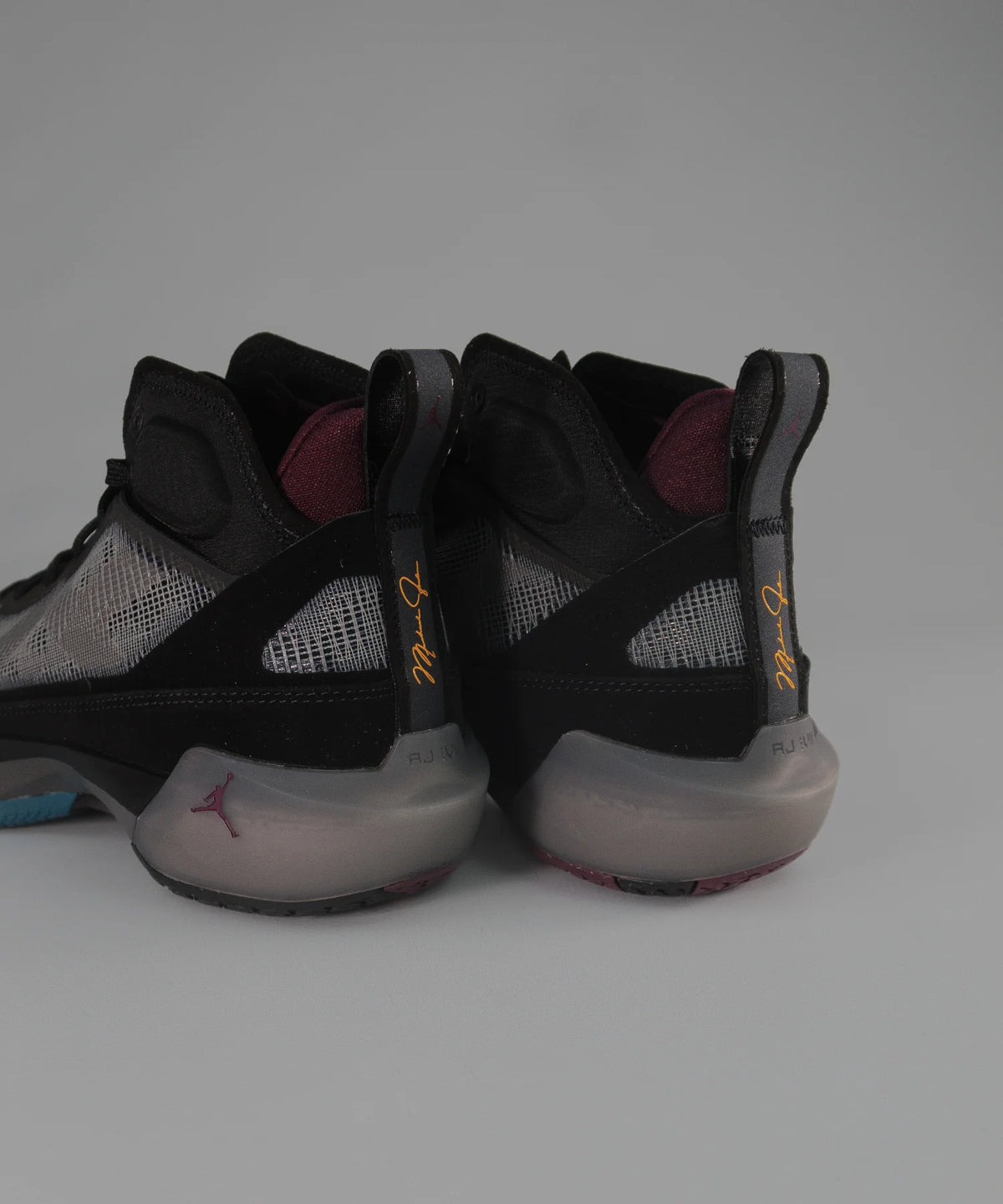 Nike Air Jordan 37 XXXVII Bordeaux Black Fog