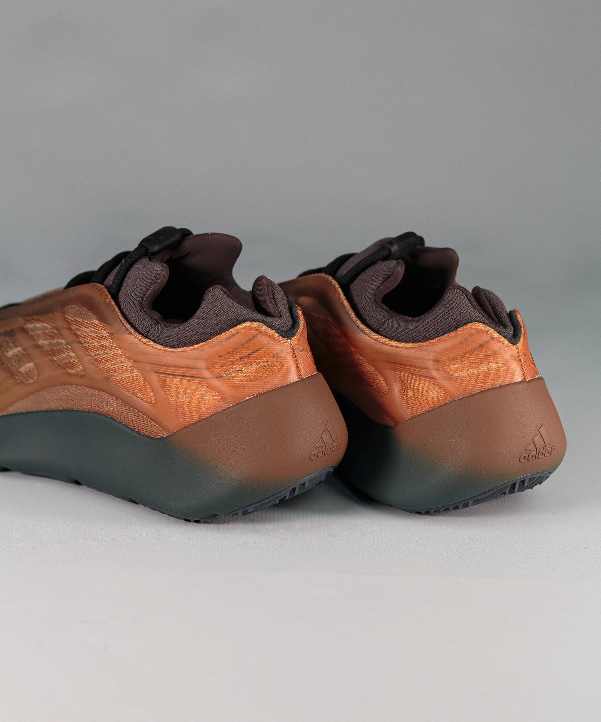 Adidas Yeezy 700 V3 Copper Fade