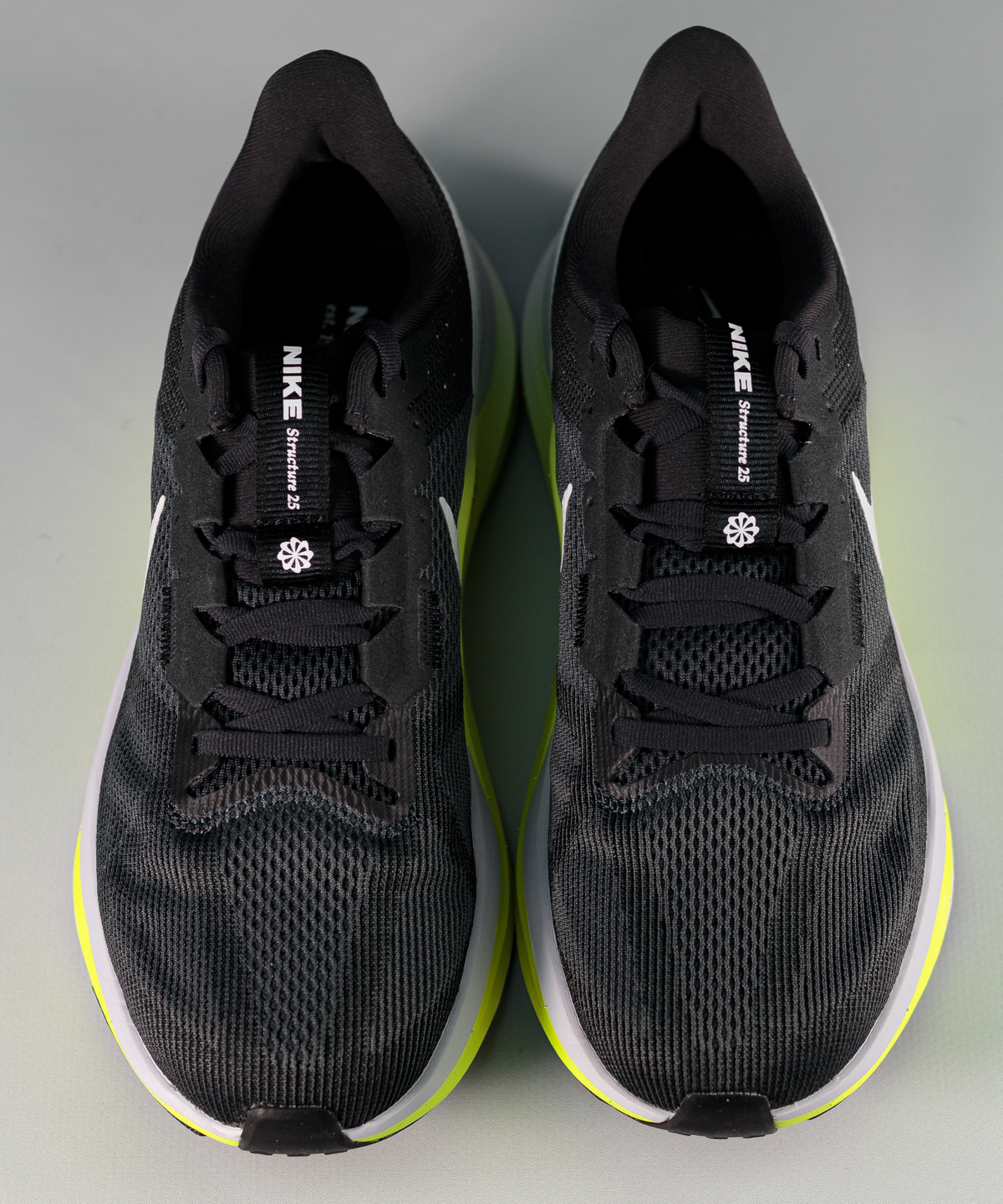 Nike Structure 25 Black & Green