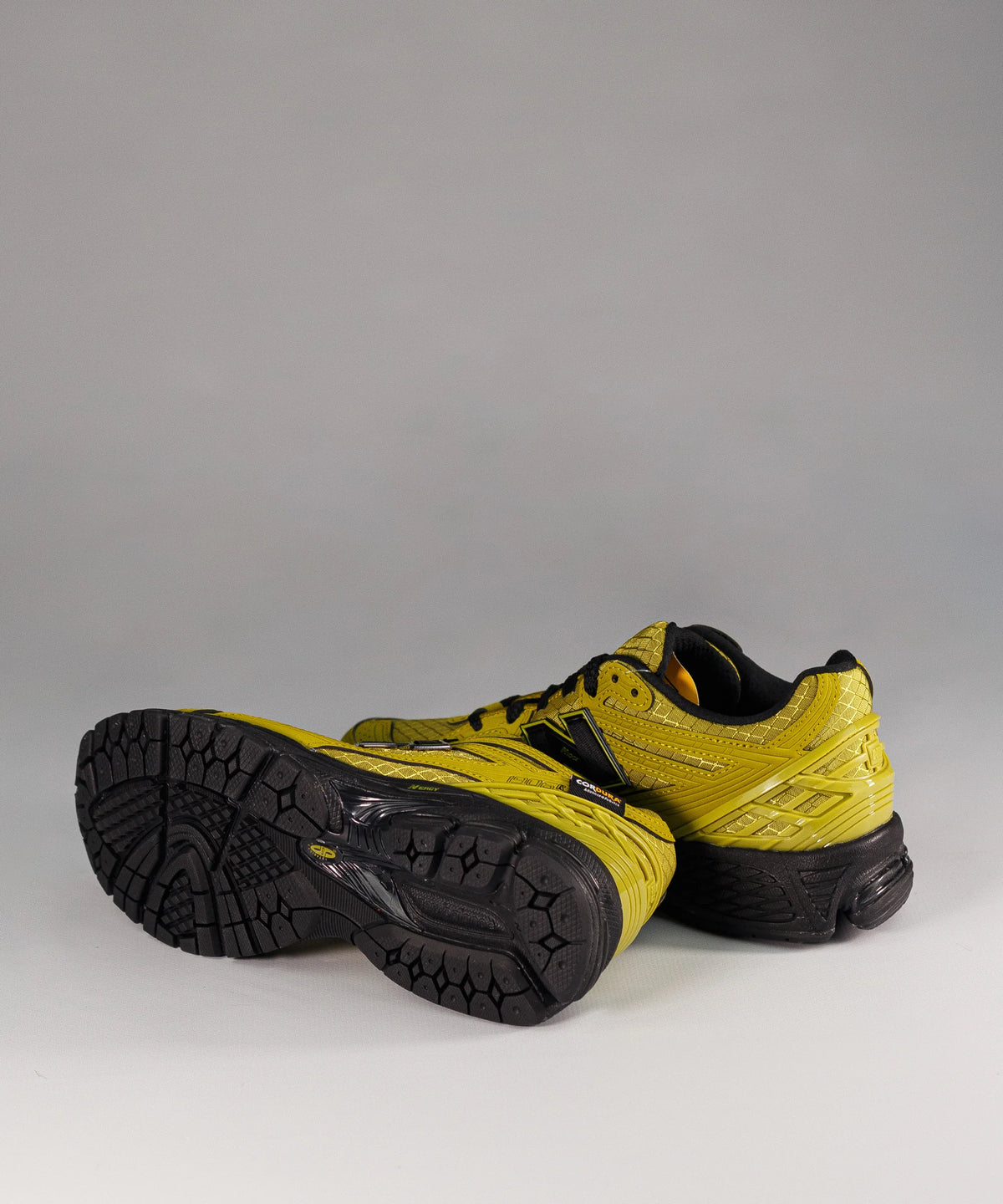 New Balance 1906R Cordura Green Volt