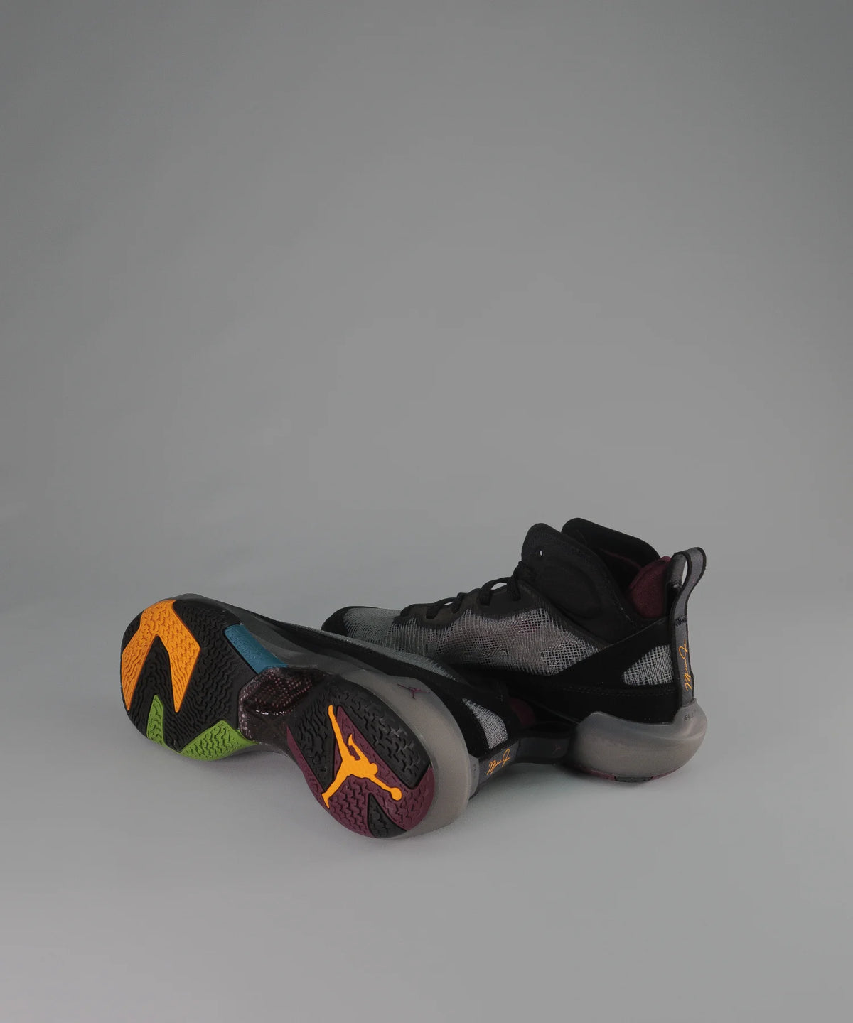 Nike Air Jordan 37 XXXVII Bordeaux Black Fog