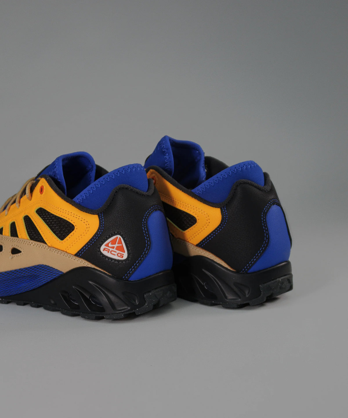Nike ACG Air Exploraid Hyper Royal