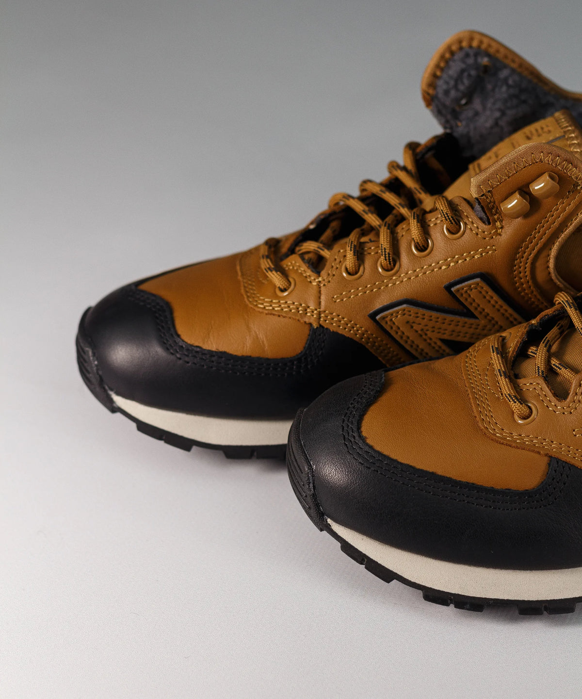 New Balance 574 High Leaher Brown