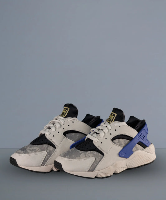Nike Air Huarache Social FC Premium
