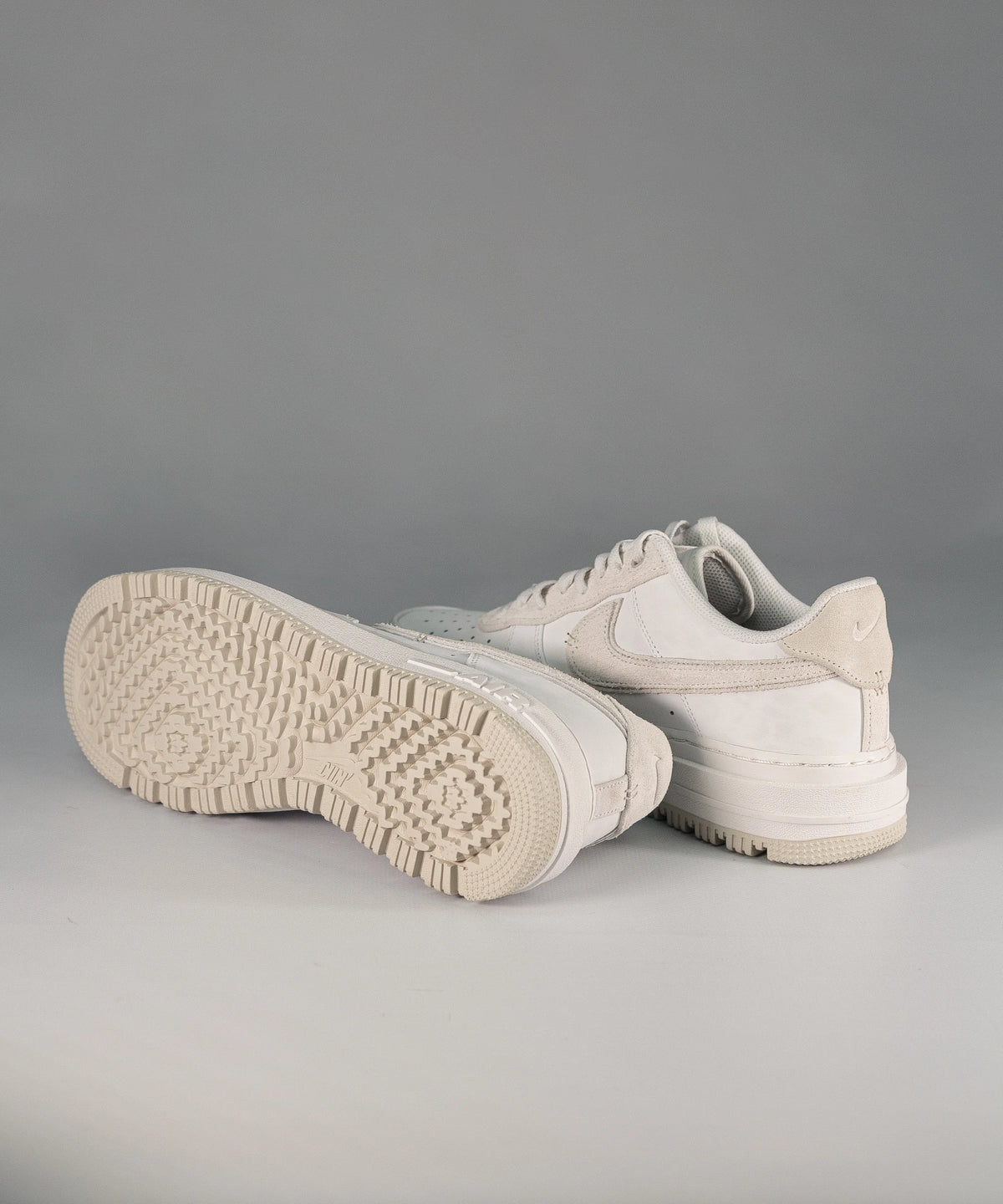 Nike Air Force 1 Luxe Summit White