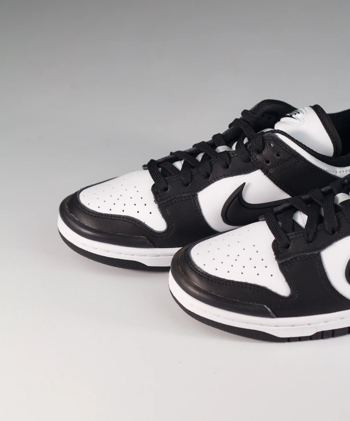 Nike Dunk Low Twist Panda Wms