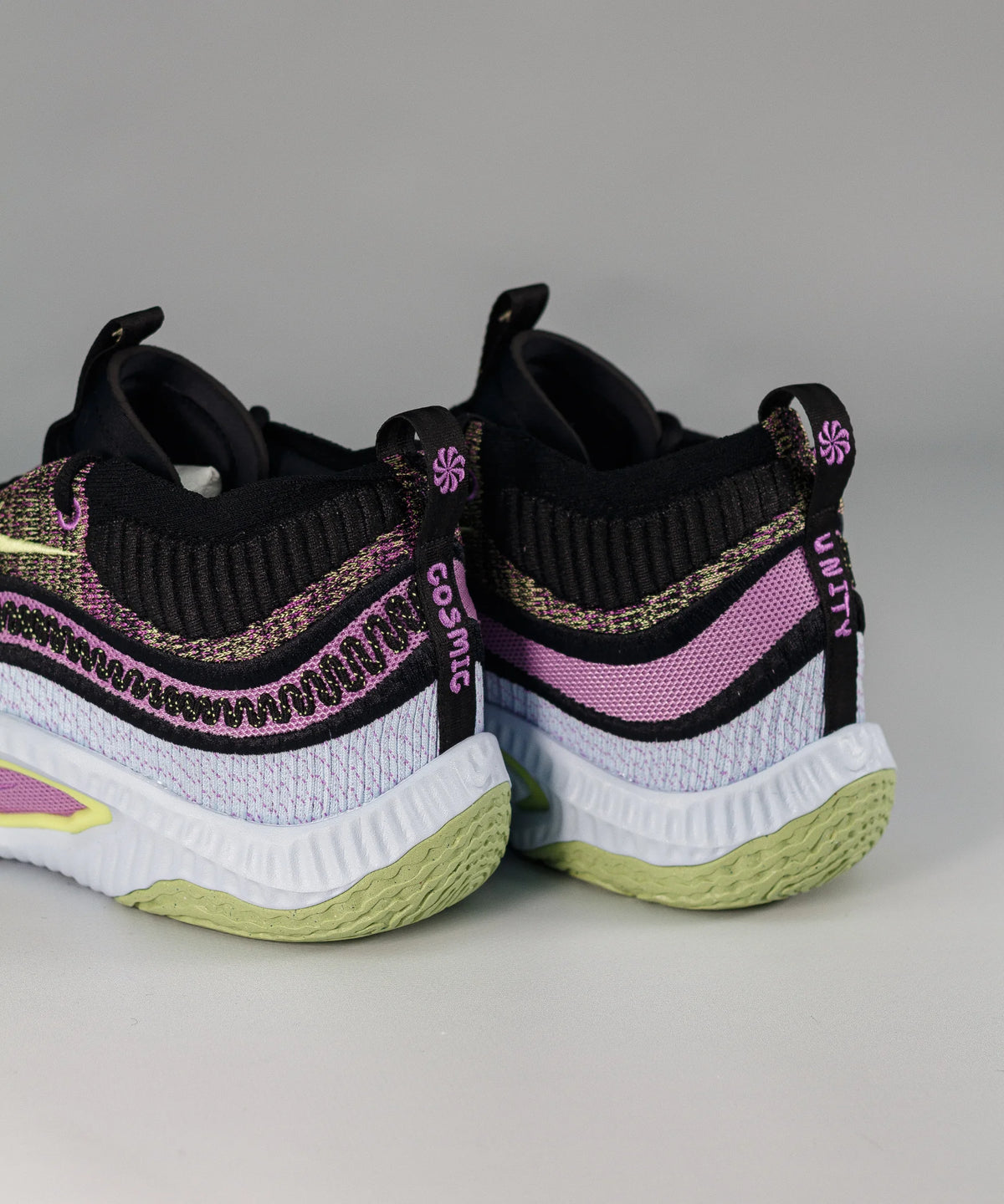 Nike Cosmic Unity 3 Low Rush Fuchsia