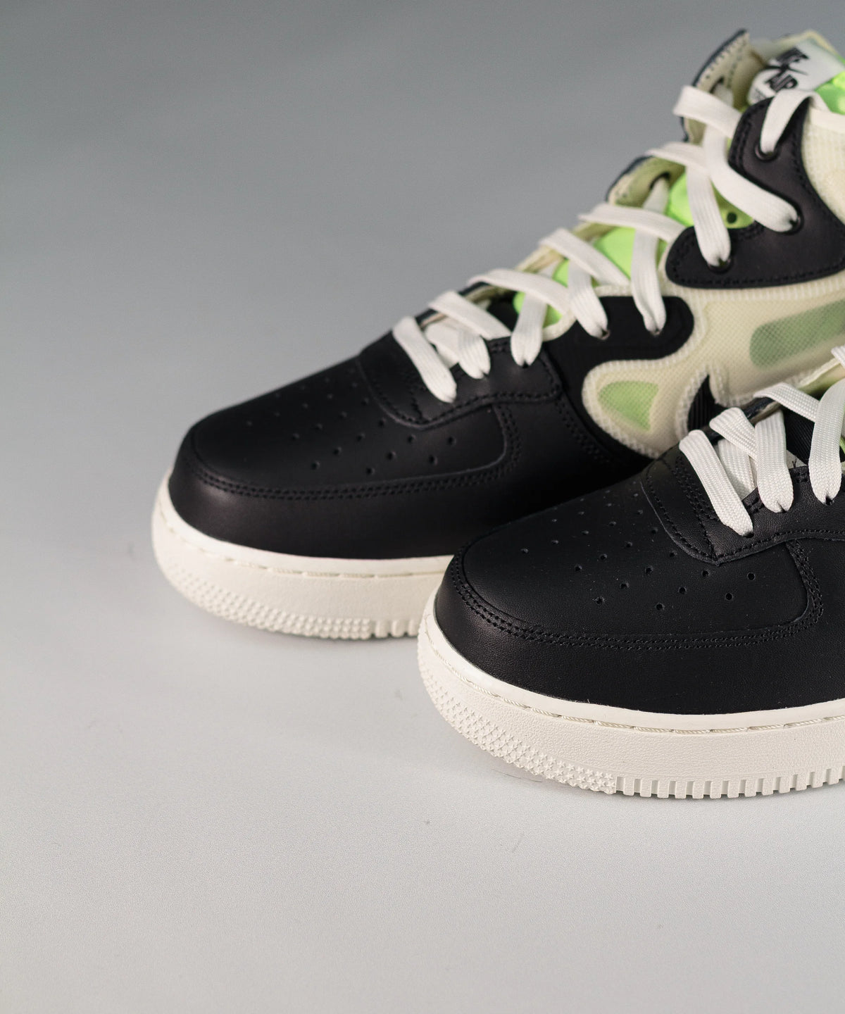 Nike Air Force 1 Mid React