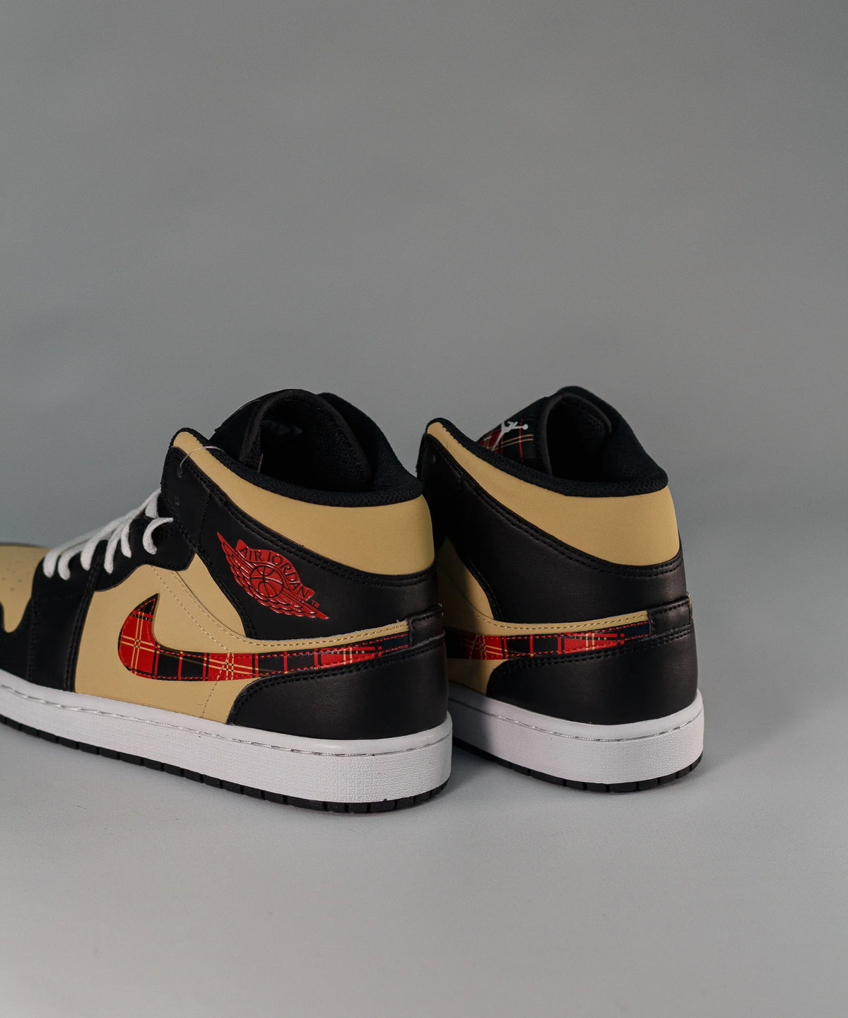 Nike Air Jordan 1 Mid SE Tartan Swoosh