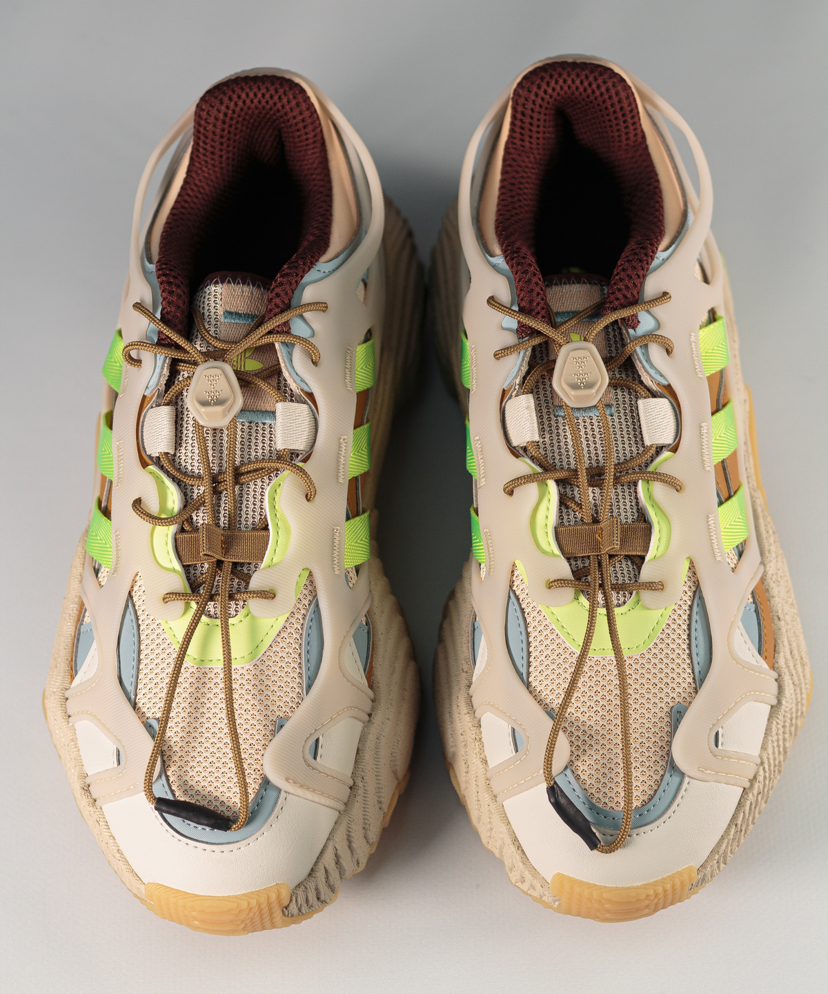 Adidas Roverend Adventure Beige