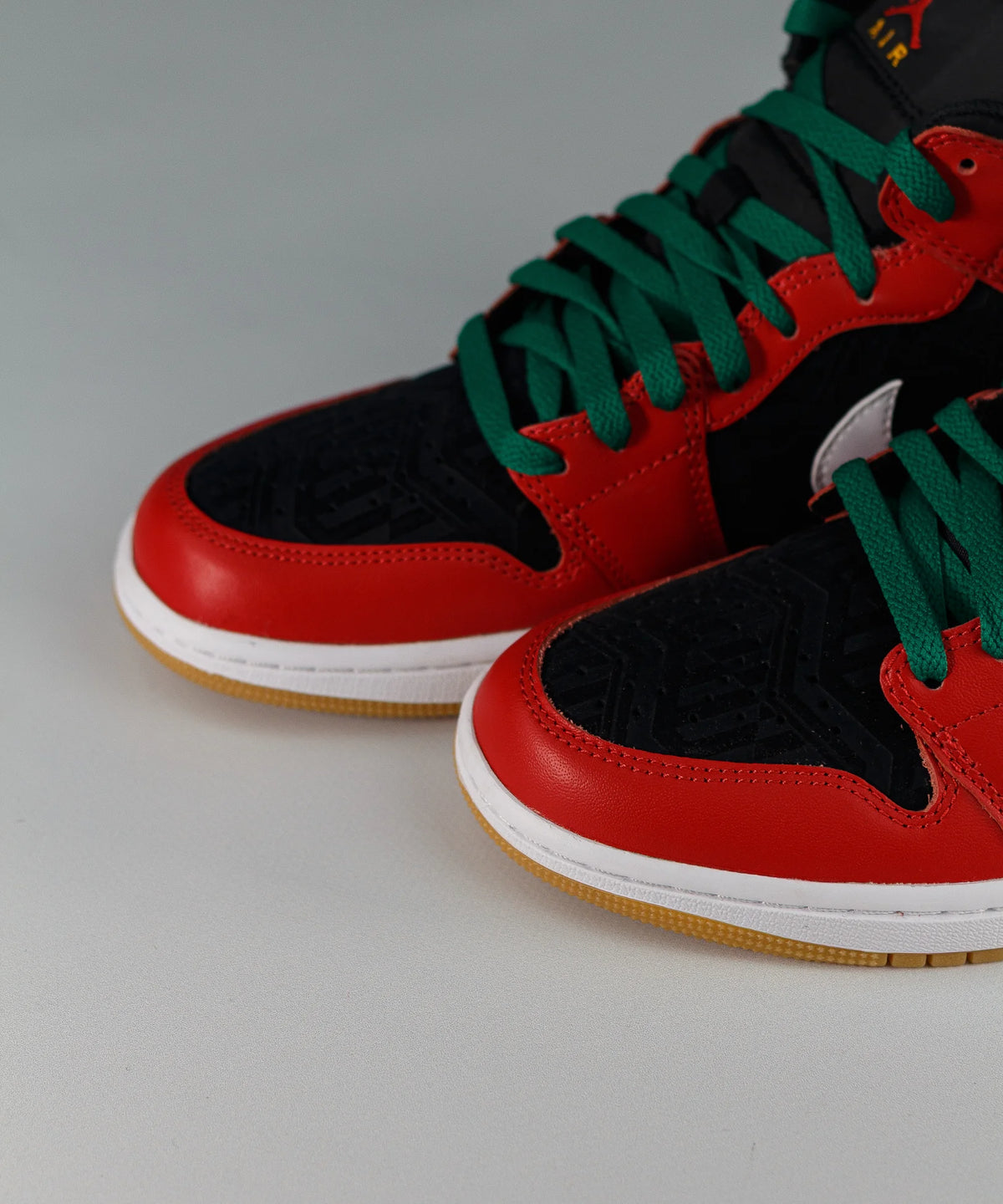 Nike Air Jordan 1 Mid SE Christmas Red