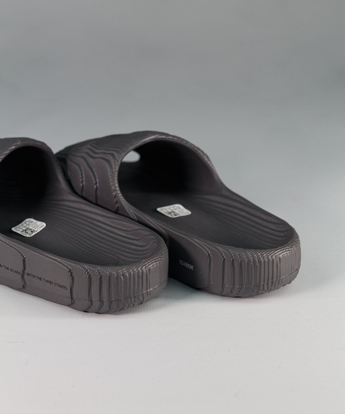 Тапочки Adidas Adilette 22 Slider Space Gray