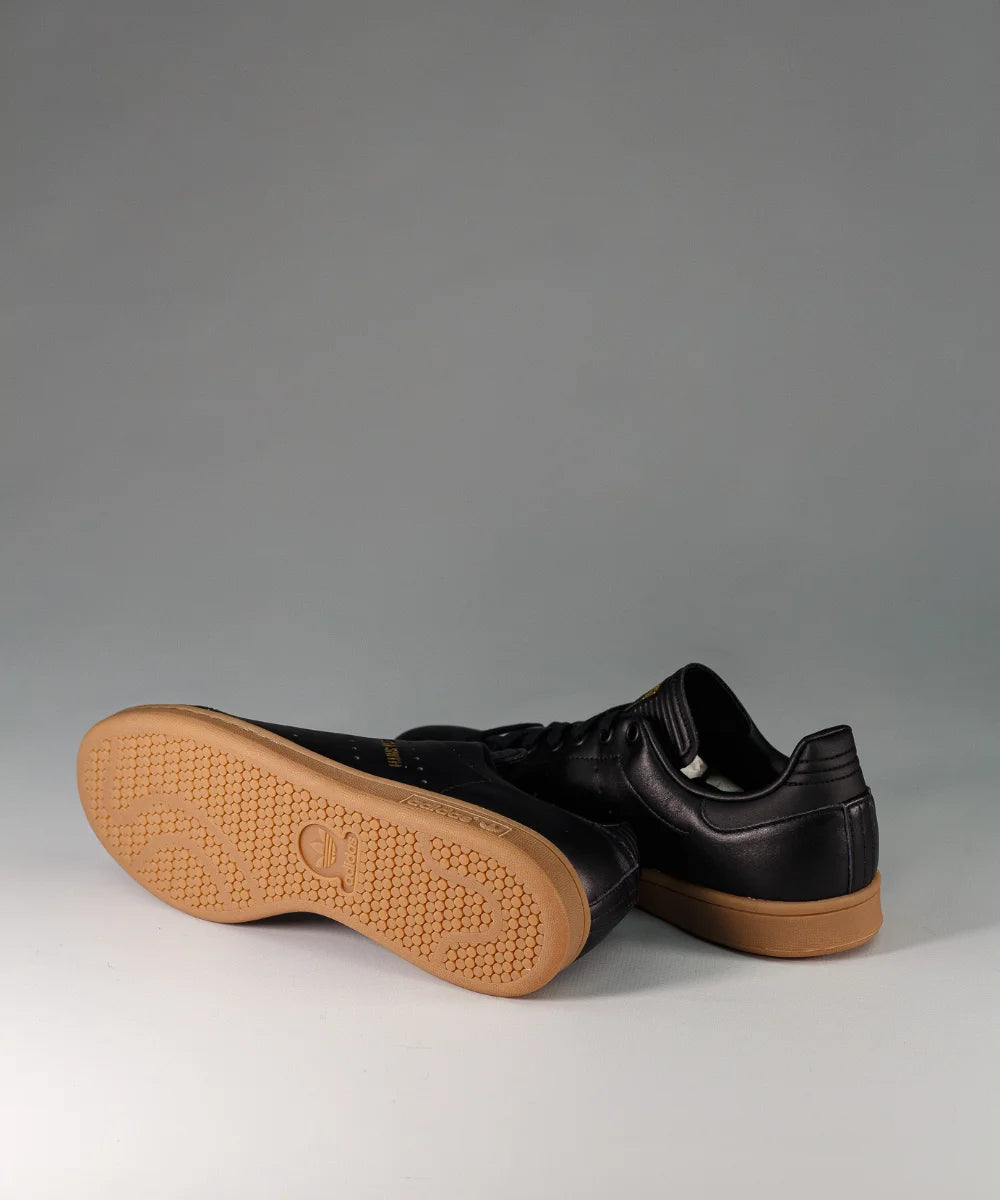 Adidas Stan Smith Black Gum