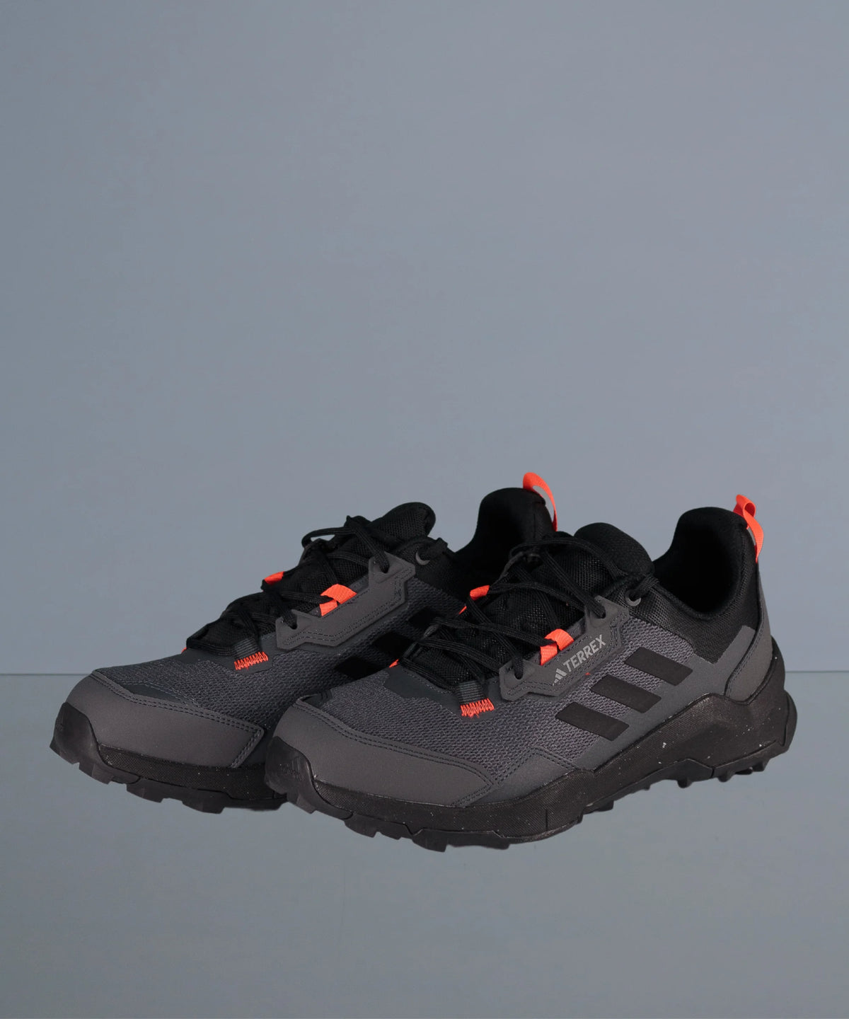 Adidas Terrex AX4 Low Grey