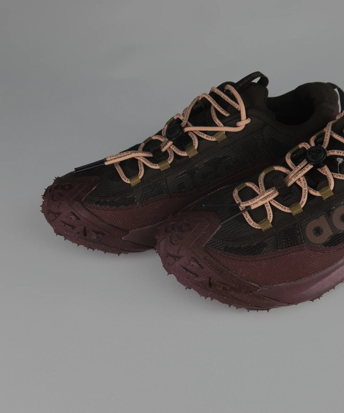 Nike ACG Mountain Fly 2 Low Gore-Tex Velvet Red Brown