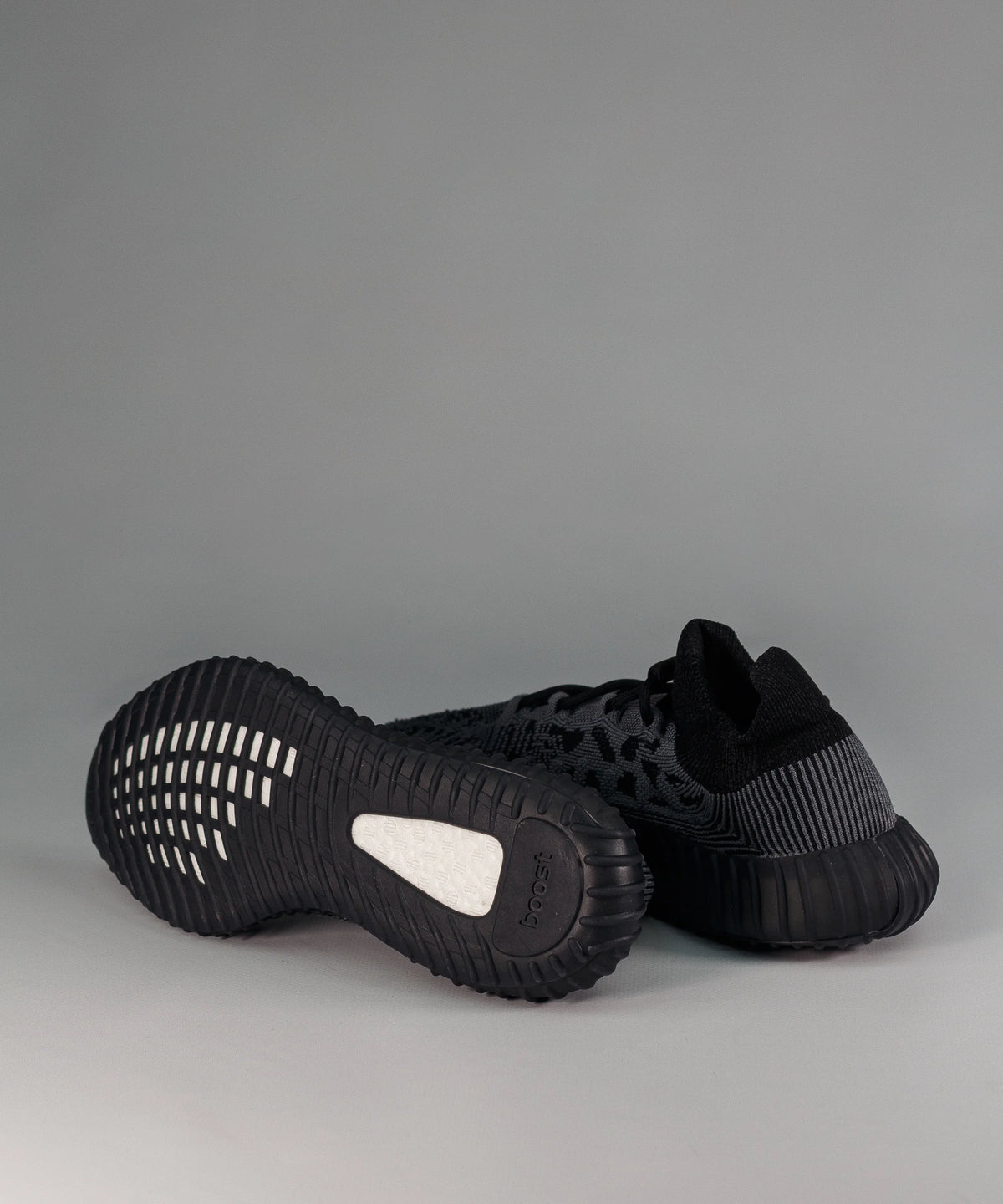 Adidas Yeezy 350v2 CMPCT Black & Grey