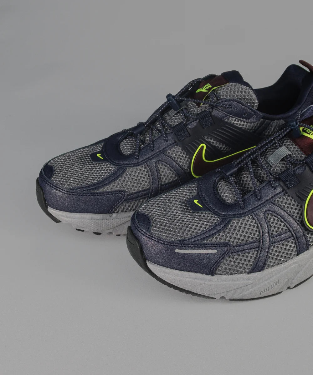 Nike V2K NH Run Luminous
