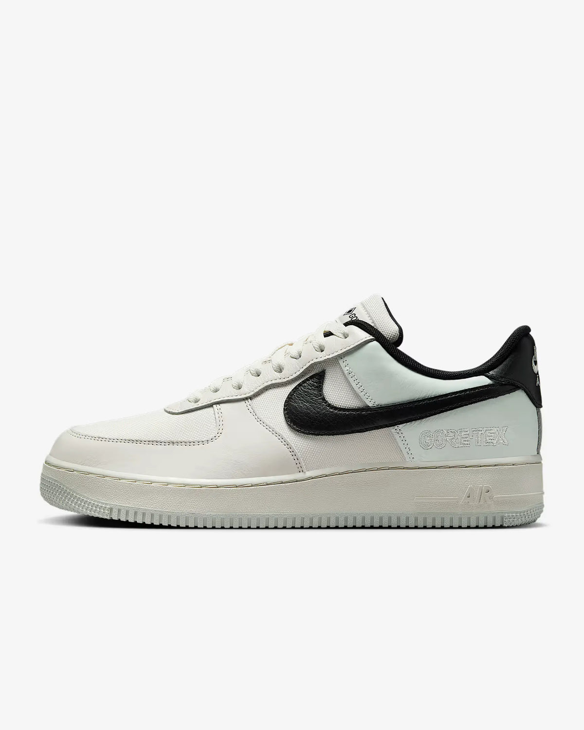 Nike Air Force 1 Low Gore-Tex White Milk