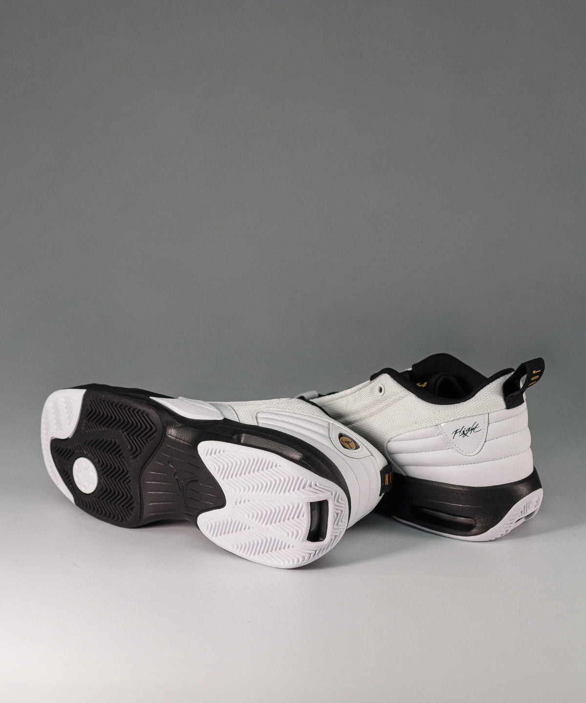 Nike Air Jordan Max Aura 6 White & Black