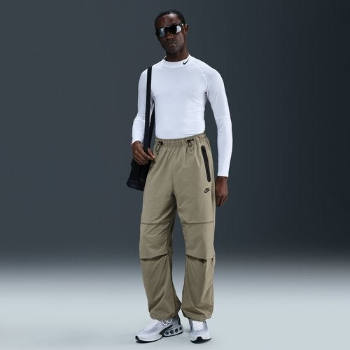 Штани Nike Tech Woven Oversized Khaki Trousers