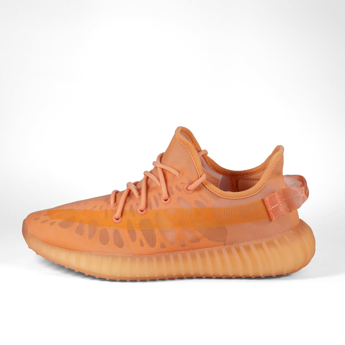 Adidas Yeezy Boost 350 V2 Mono Clay — бічний профіль у помаранчевому кольорі