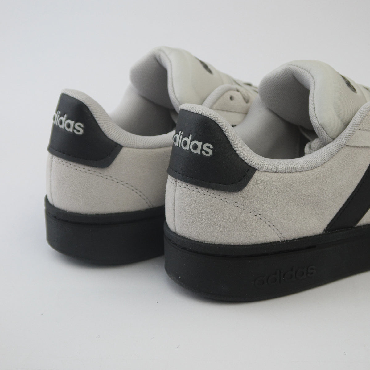Adidas Grand Court Alpha 00S Grey & Black