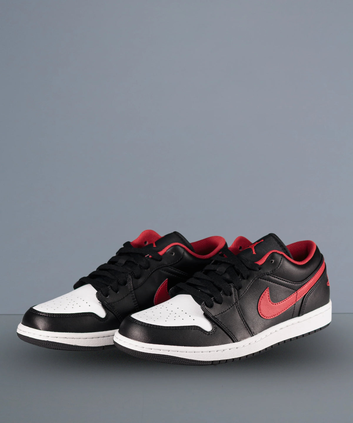 Nike Air Jordan 1 Low White Toe