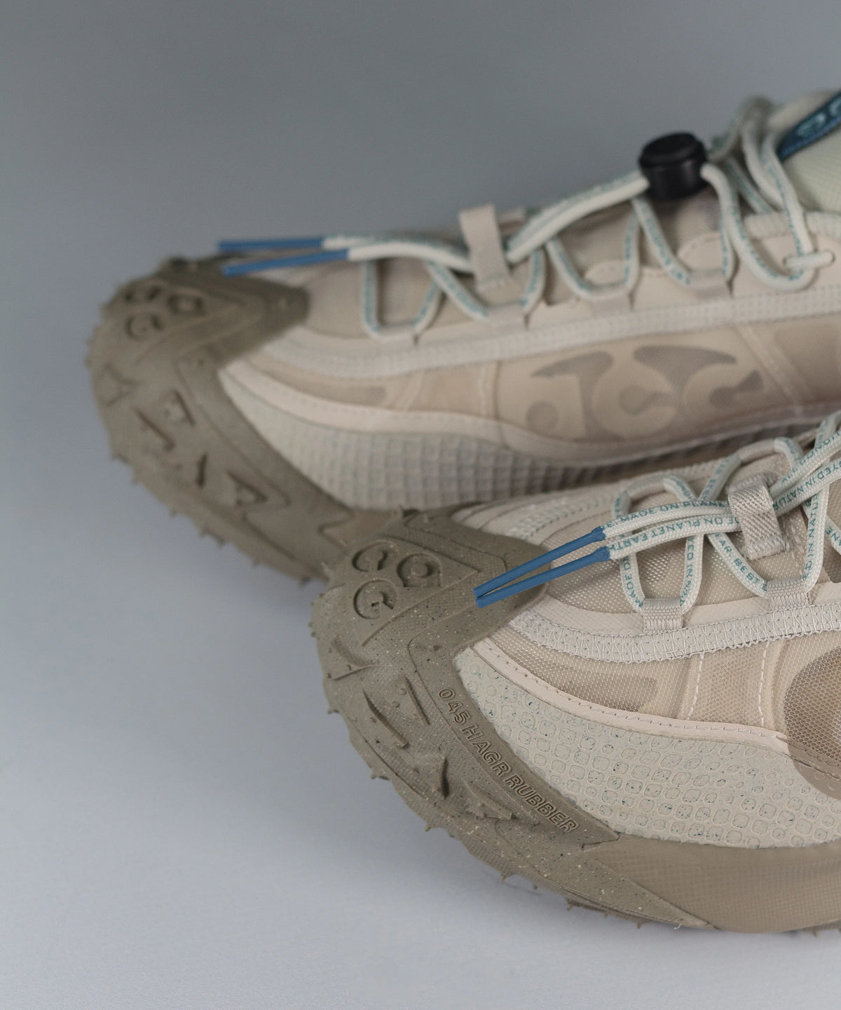 Nike ACG Mountain Fly 2 Low Light Orewood Brown