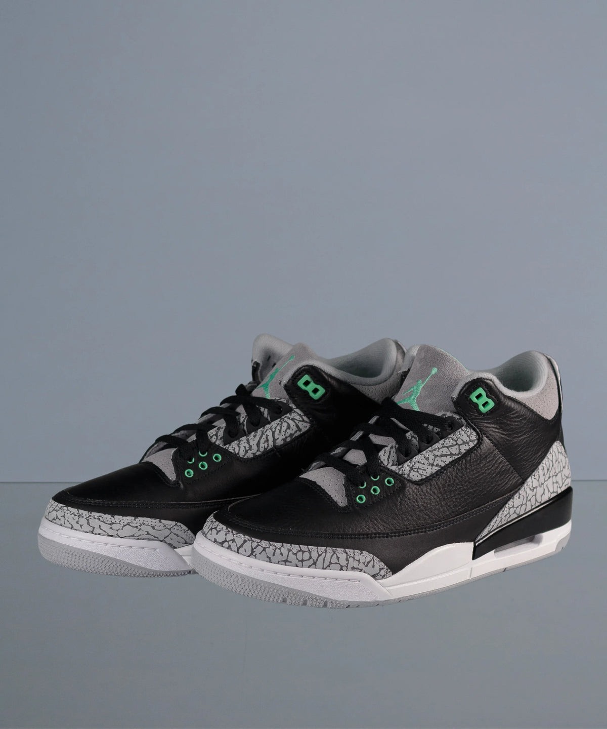 Nike Air Jordan 3 Retro Green Glow