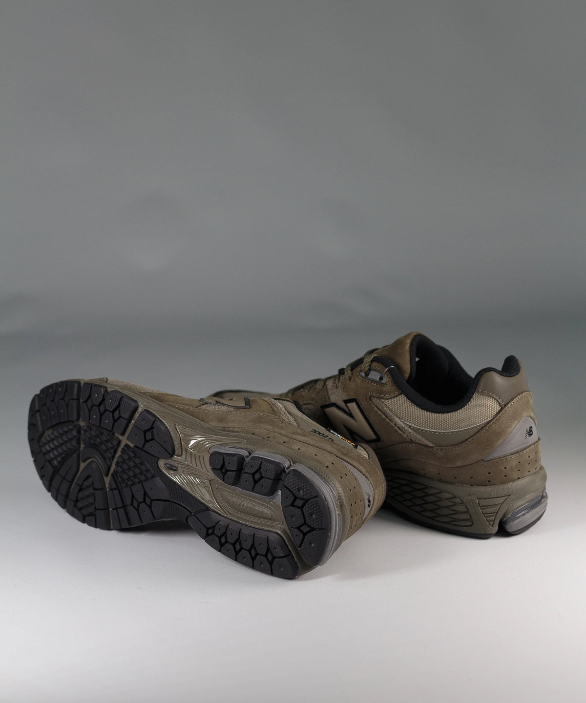 New Balance 2002R Cordura Olive