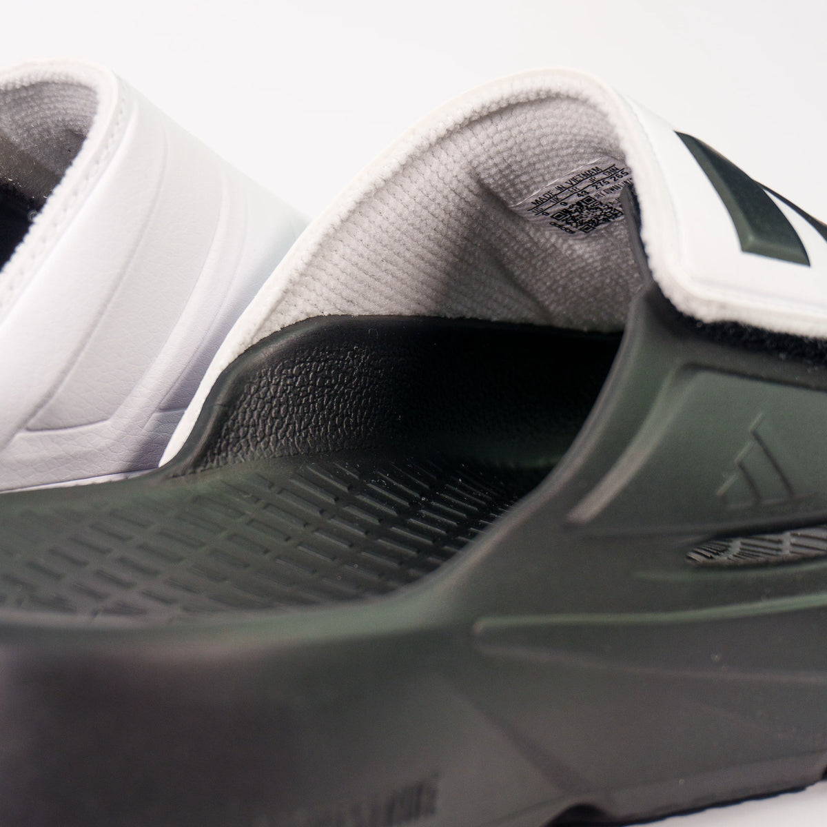 Тапочки Adidas Lightblaze Slides Black & White