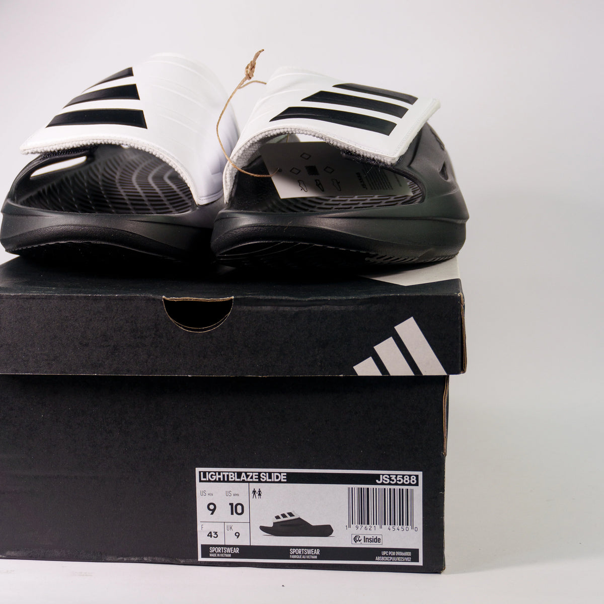 Тапочки Adidas Lightblaze Slides Black & White